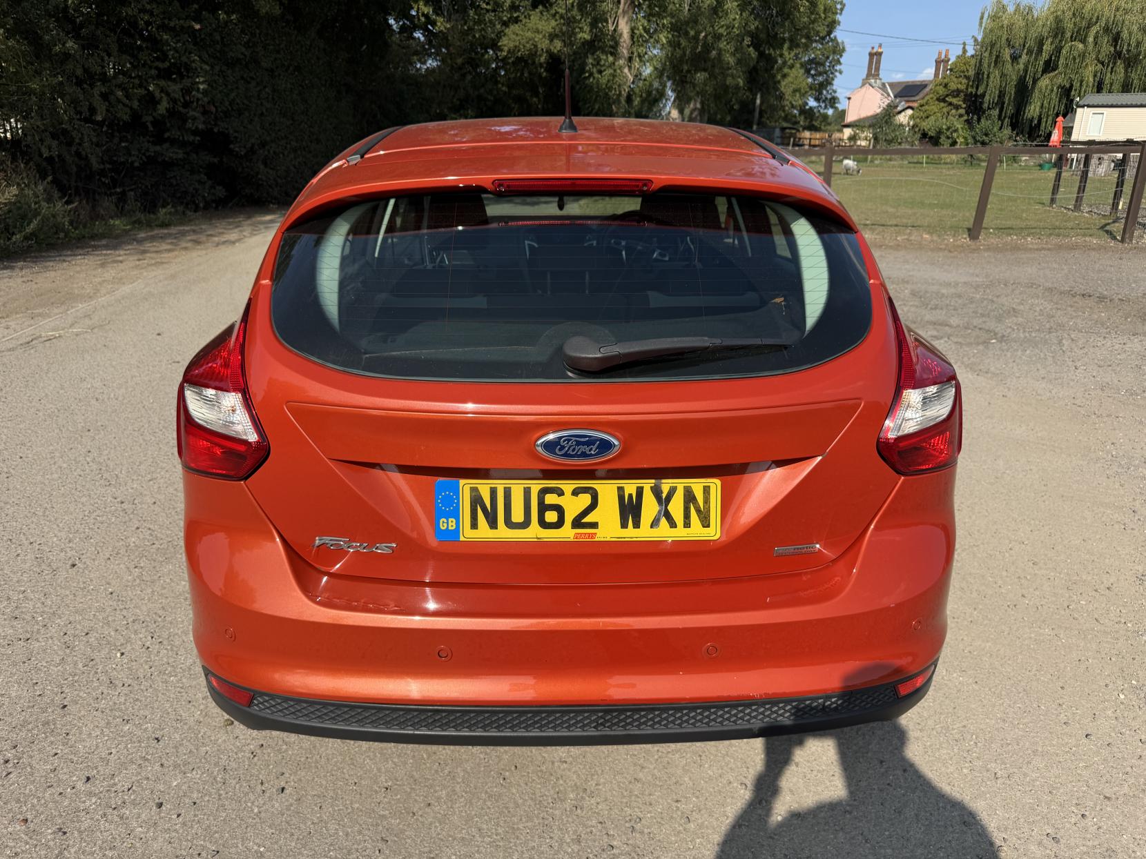 Ford Focus 1.6 TDCi Zetec Hatchback 5dr Diesel Manual Euro 5 (s/s) (115 ps)