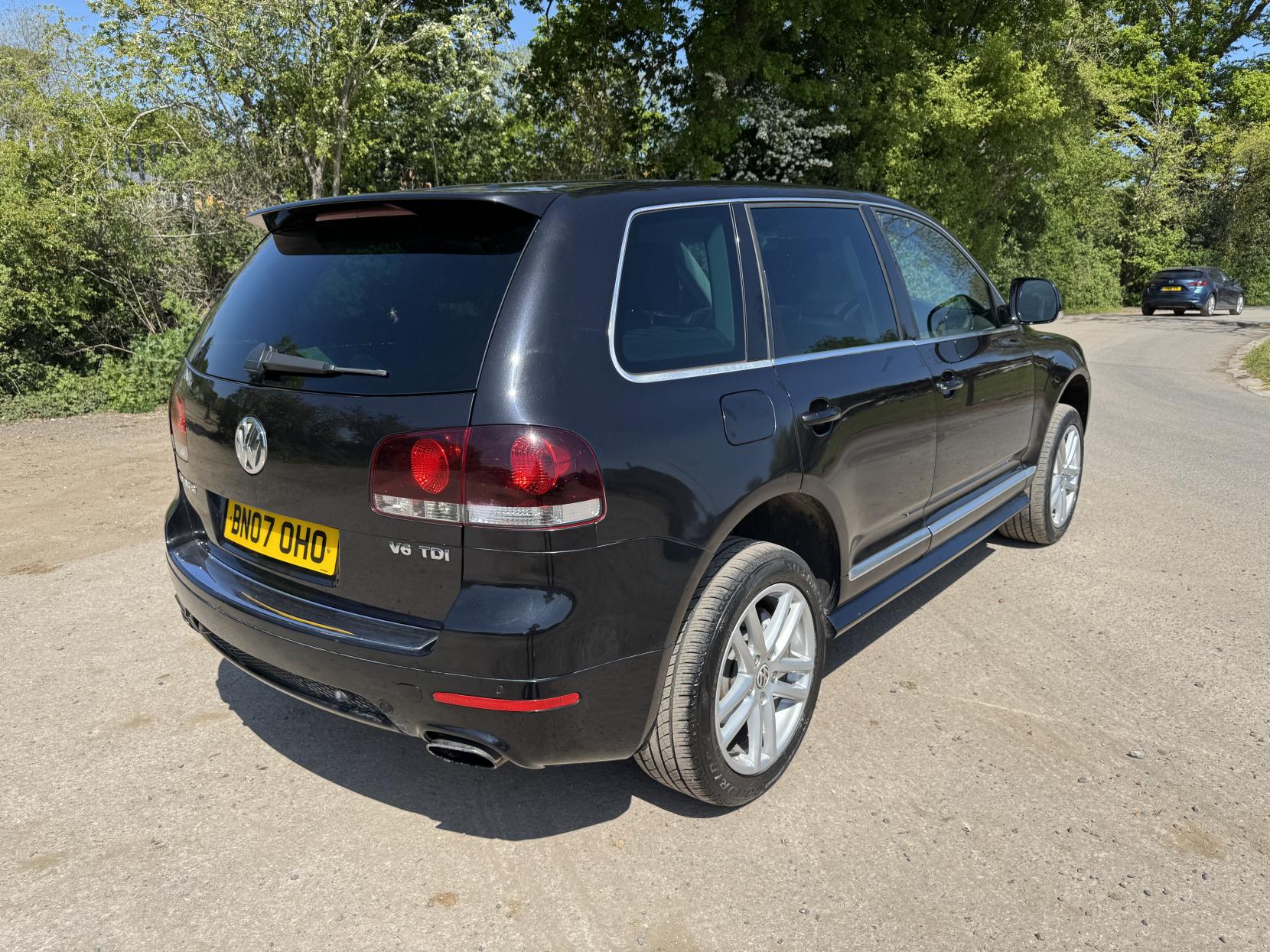 Volkswagen Touareg 3.0 TDI V6 Altitude SUV 5dr Diesel Automatic (294 g/km, 222 bhp)