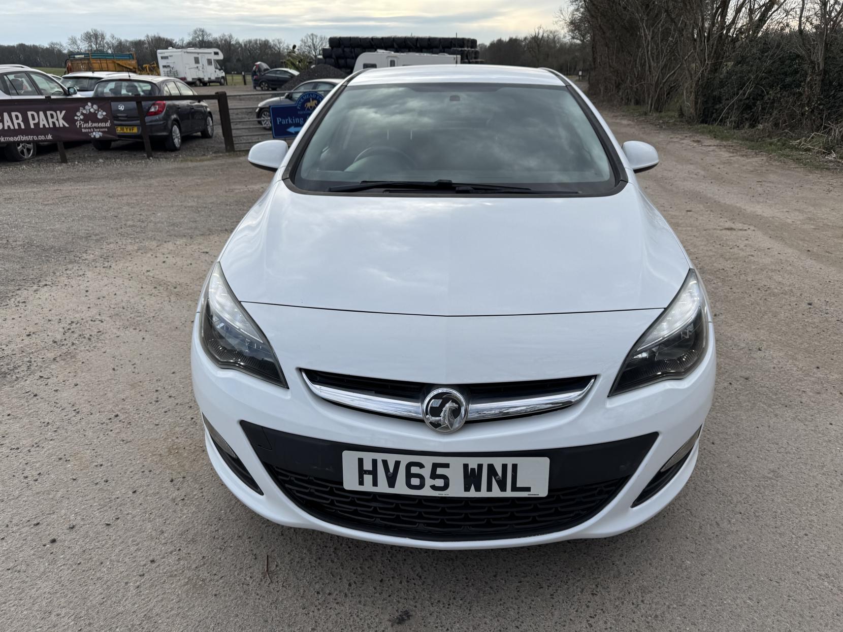 Vauxhall Astra 1.6i Excite Hatchback 5dr Petrol Manual Euro 6 (115 ps)