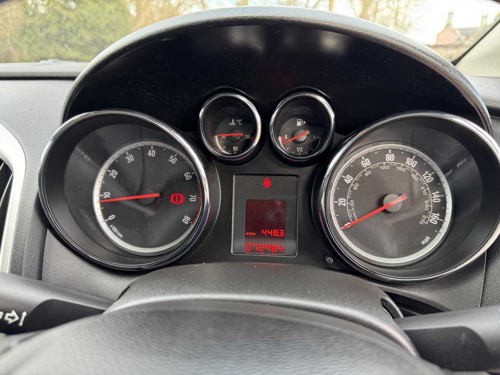 Vauxhall Astra 1.6i Excite Hatchback 5dr Petrol Manual Euro 6 (115 ps)