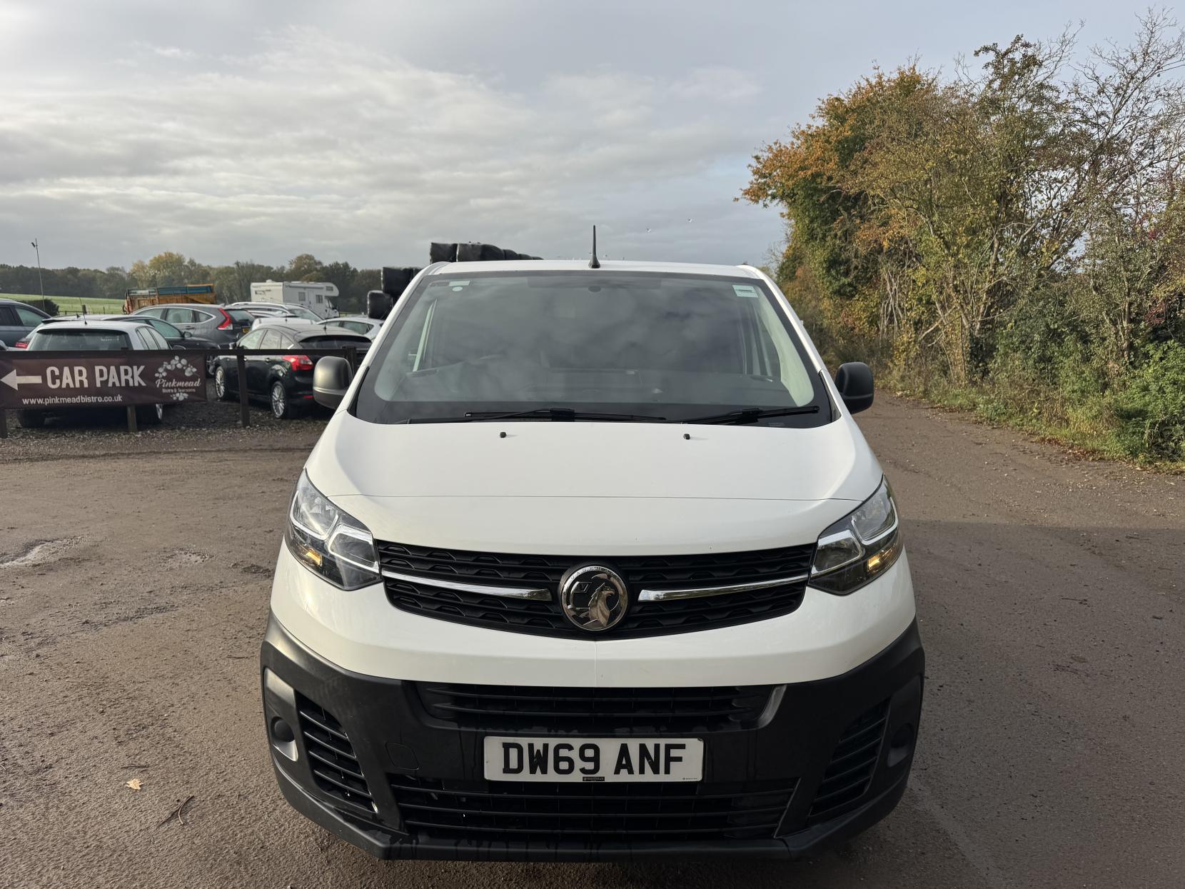 Vauxhall Vivaro 1.5 Turbo D 2900 Edition Panel Van 5dr Diesel Manual L2 H1 Euro 6 (s/s) (100 ps)