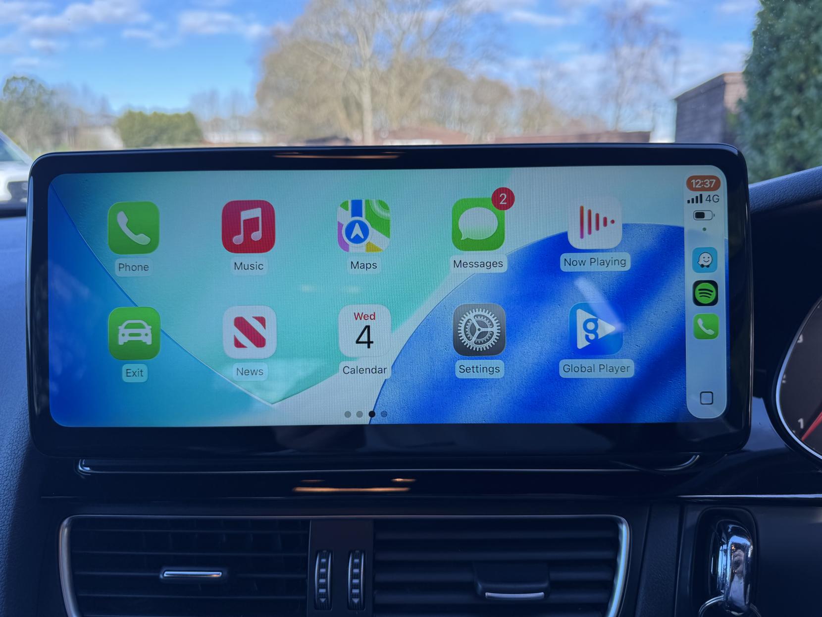 Audi A4 Avant 2.0 TDI Black Edition Estate 5dr Diesel Manual Euro 5 (s/s) (177 ps)