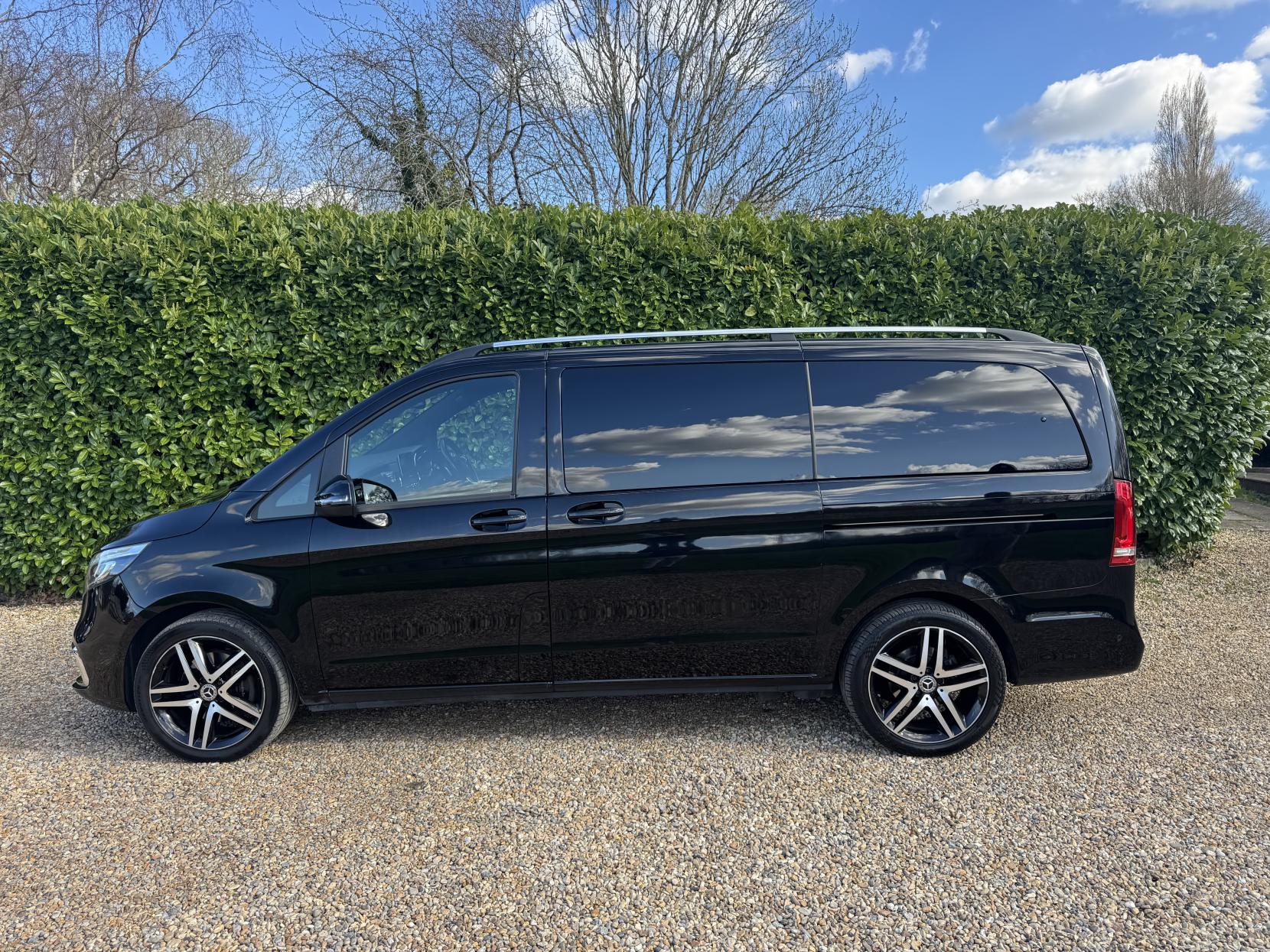 Mercedes-Benz V Class 2.0 V220d Sport MPV 5dr Diesel G-Tronic+ Euro 6 (s/s) LWB (163 ps)