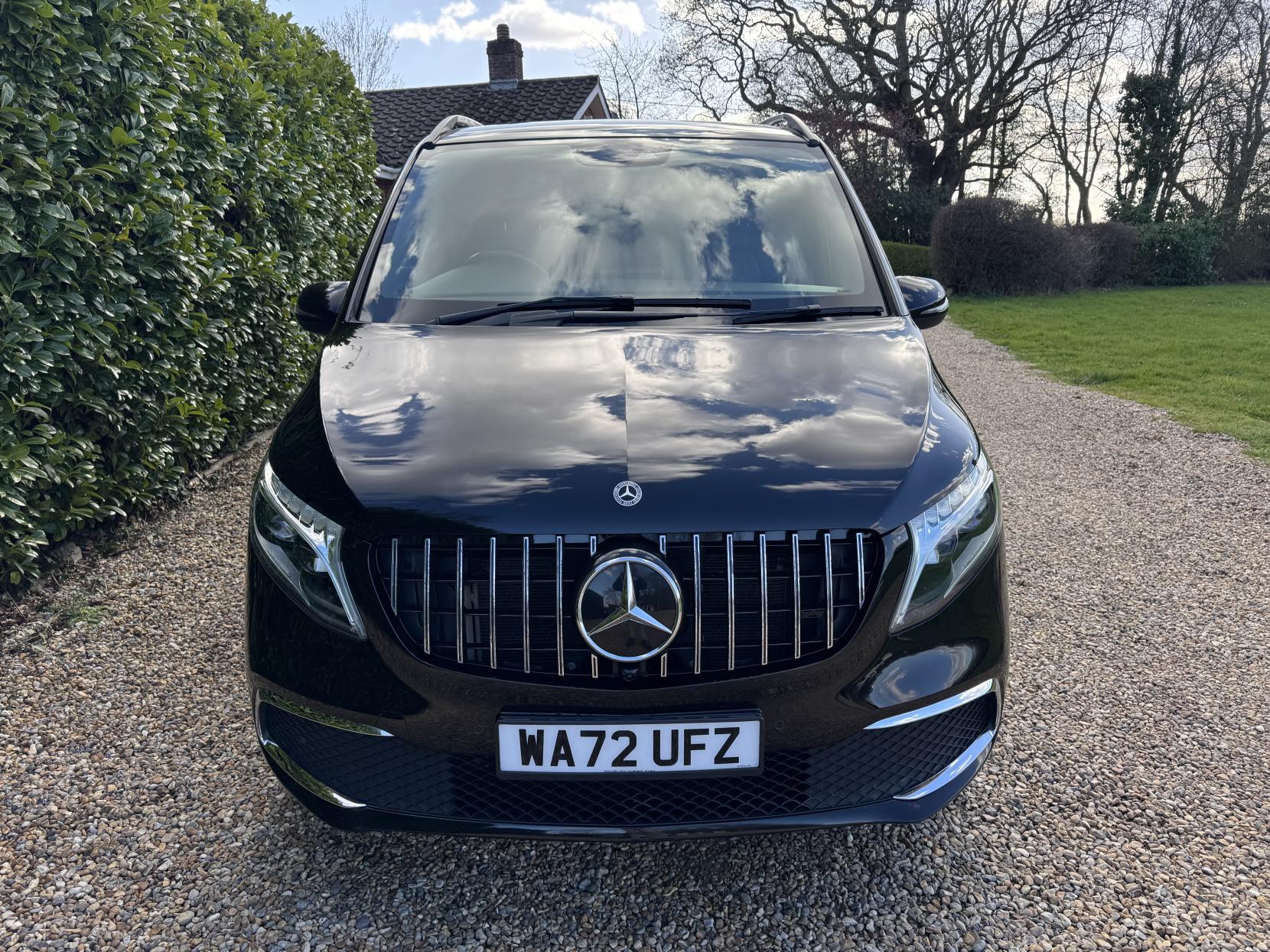 Mercedes-Benz V Class 2.0 V220d Sport MPV 5dr Diesel G-Tronic+ Euro 6 (s/s) LWB (163 ps)