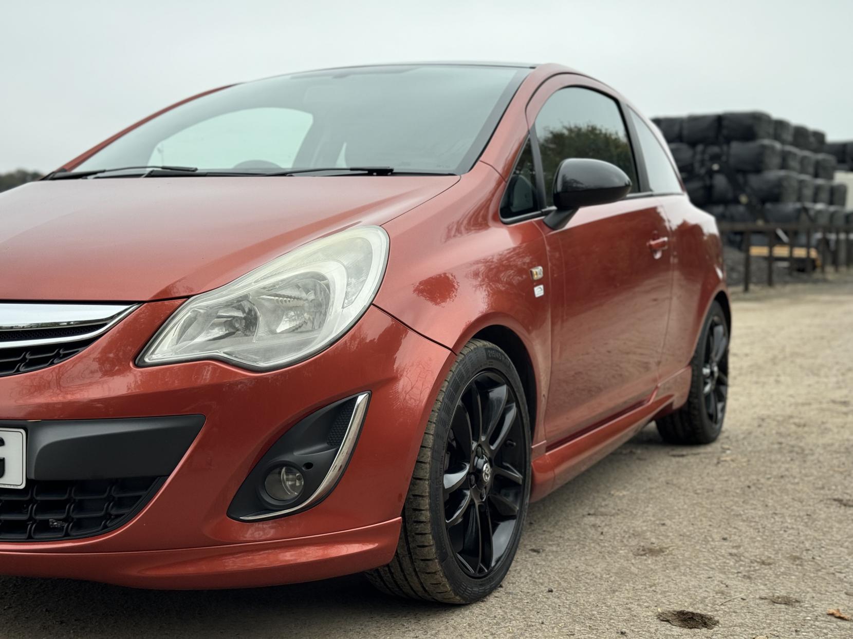 Vauxhall Corsa 1.2 16V Limited Edition Hatchback 3dr Petrol Manual Euro 5 (85 ps)