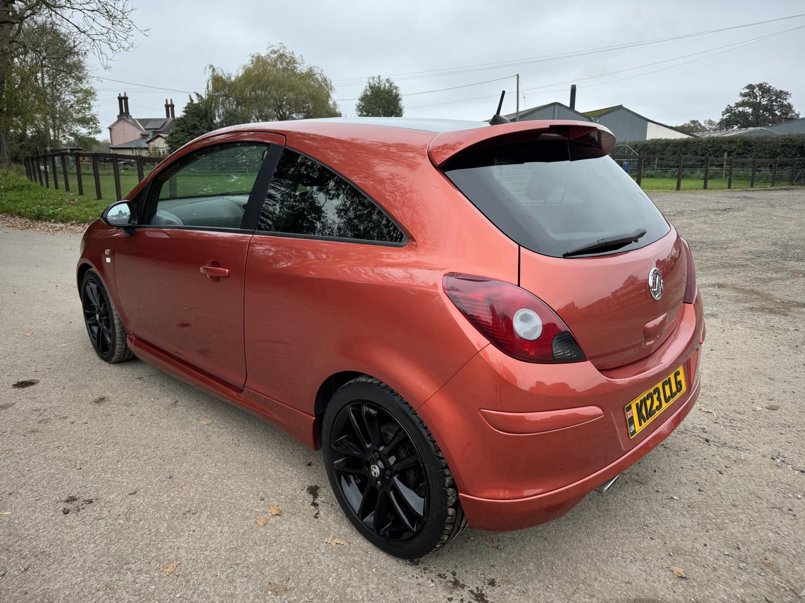 Vauxhall Corsa 1.2 16V Limited Edition Hatchback 3dr Petrol Manual Euro 5 (85 ps)