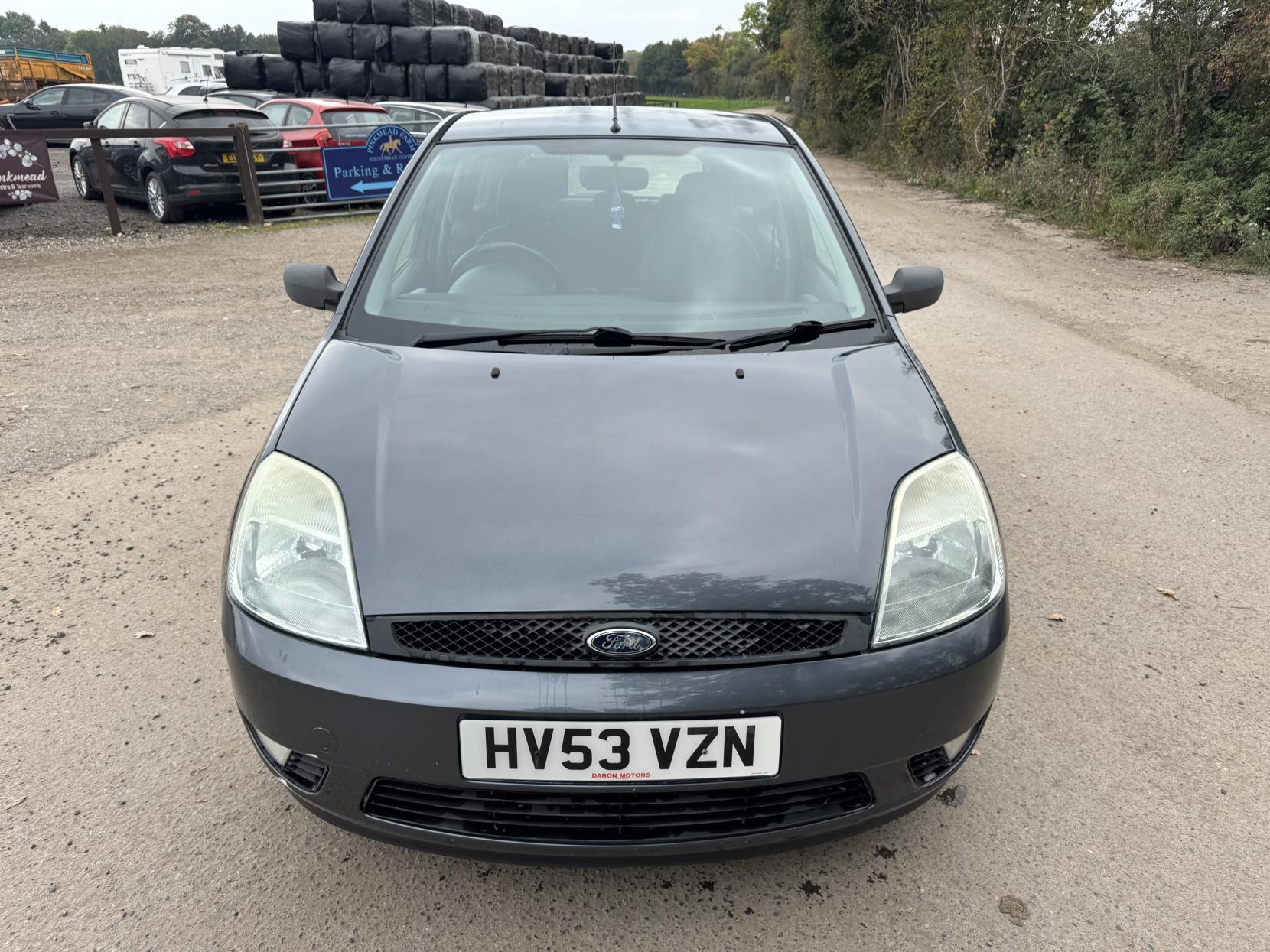 Ford Fiesta 1.4 Zetec Hatchback 5dr Petrol Manual (153 g/km, 79 bhp)