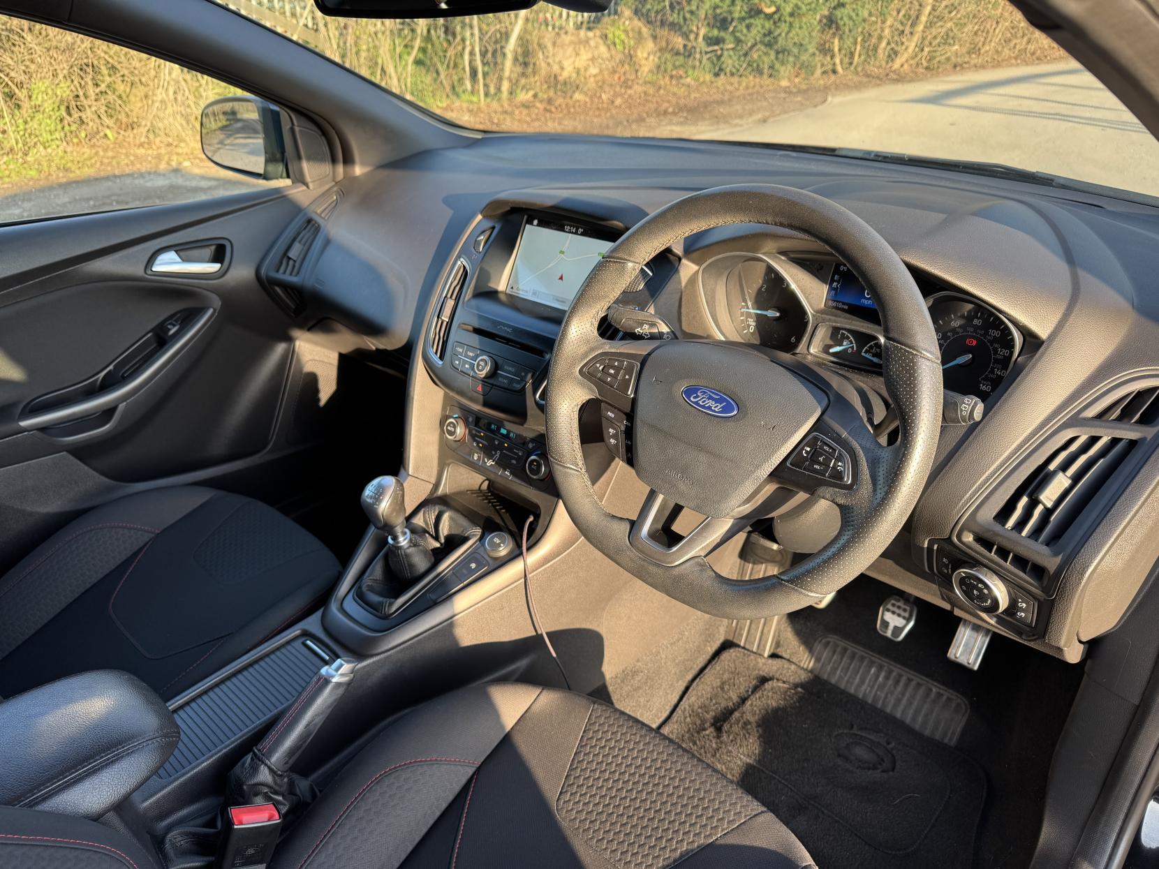 Ford Focus 1.5 TDCi ST-Line X Hatchback 5dr Diesel Manual Euro 6 (s/s) (120 ps)