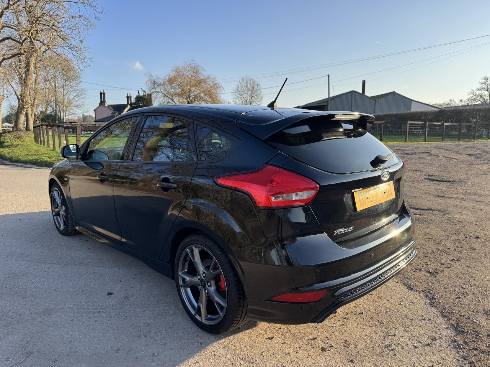 Ford Focus 1.5 TDCi ST-Line X Hatchback 5dr Diesel Manual Euro 6 (s/s) (120 ps)