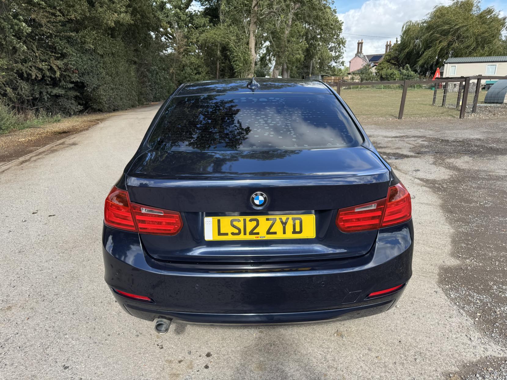BMW 3 Series 2.0 320d ED EfficientDynamics Saloon 4dr Diesel Auto Euro 5 (s/s) (163 ps)