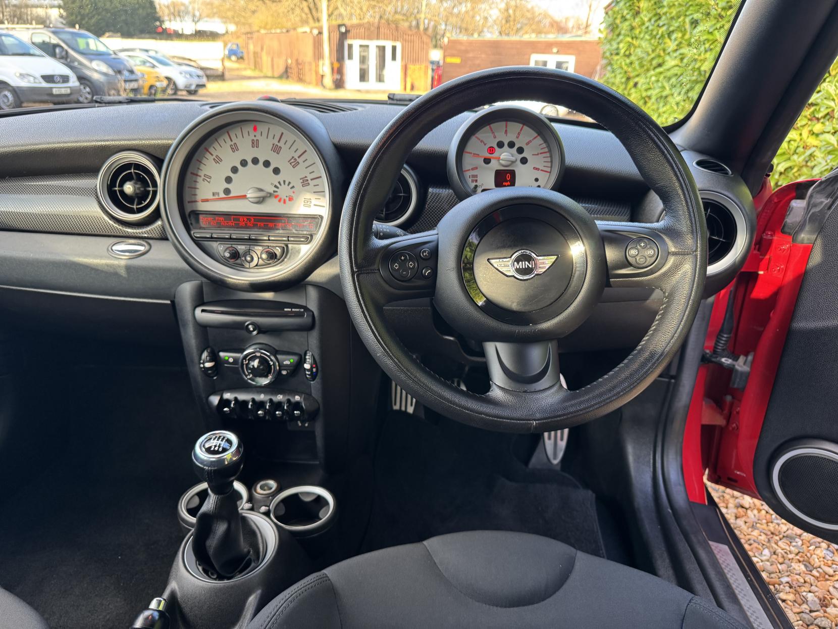 MINI Coupe 1.6 Cooper S Coupe 2dr Petrol Manual Euro 5 (s/s) (184 ps)