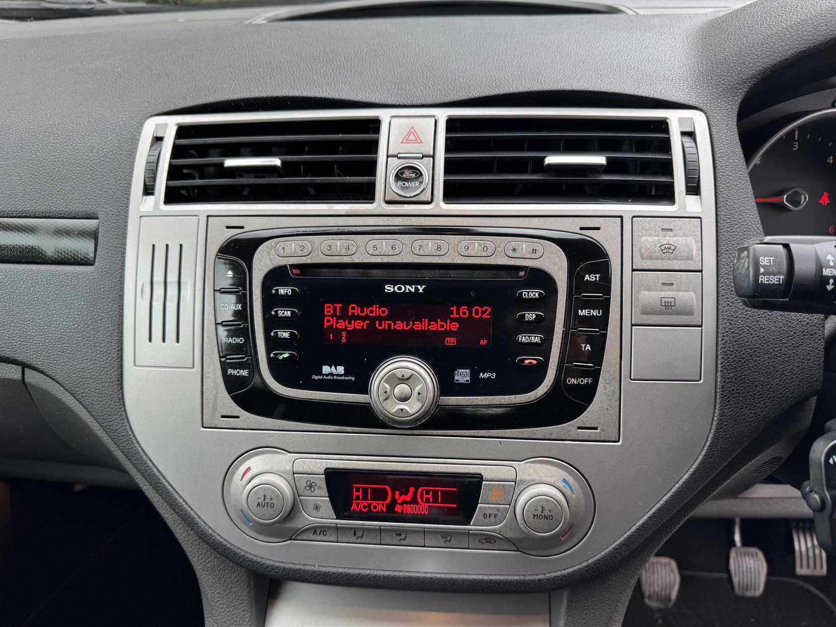 Ford Kuga 2.0 TDCi Titanium SUV 5dr Diesel Manual 2WD Euro 5 (140 ps)