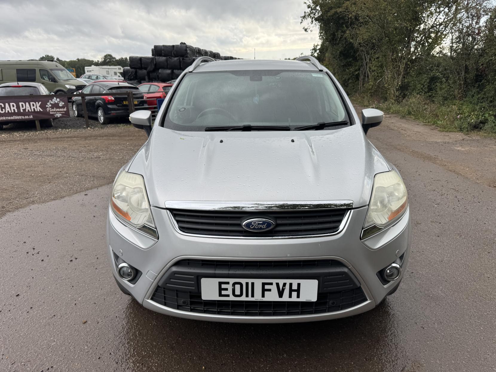Ford Kuga 2.0 TDCi Titanium SUV 5dr Diesel Manual 2WD Euro 5 (140 ps)