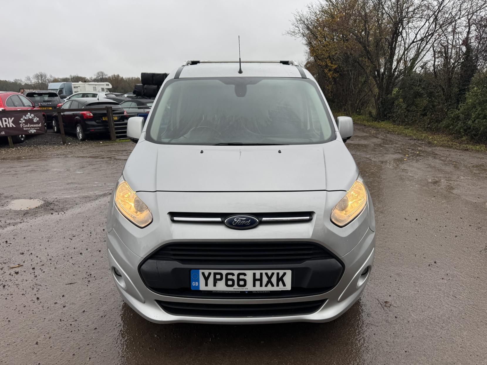 Ford Transit Connect 1.5 TDCi 240 Limited Panel Van 5dr Diesel Manual L2 H1 (119 g/km, 118 bhp)