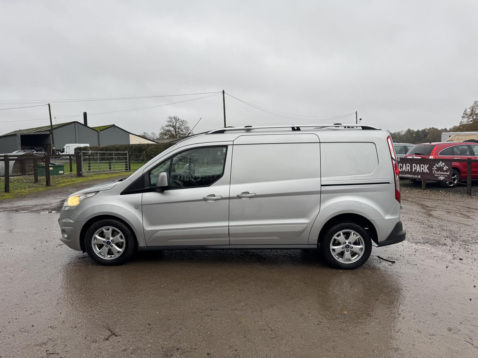 Ford Transit Connect 1.5 TDCi 240 Limited Panel Van 5dr Diesel Manual L2 H1 (119 g/km, 118 bhp)