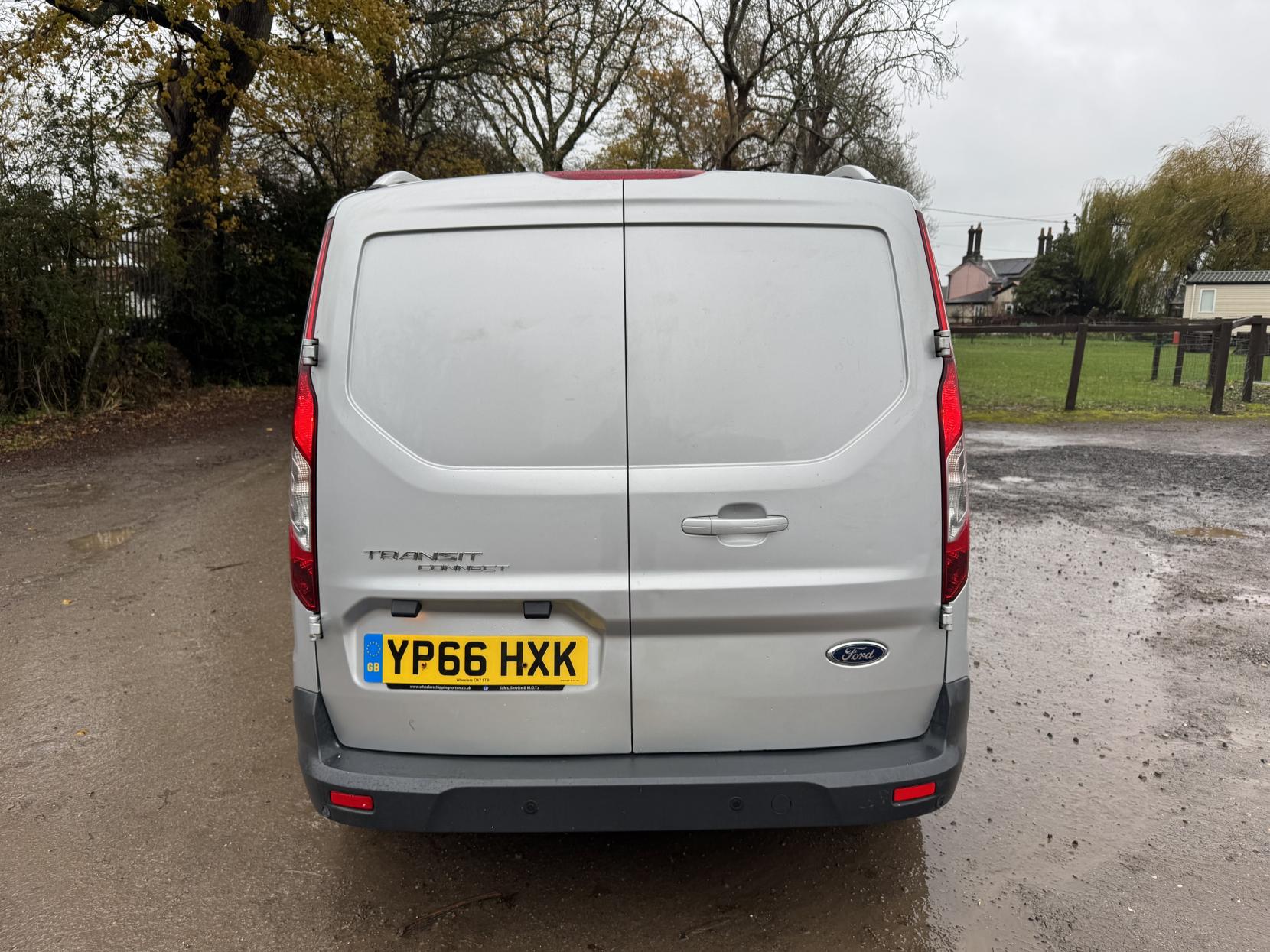Ford Transit Connect 1.5 TDCi 240 Limited Panel Van 5dr Diesel Manual L2 H1 (119 g/km, 118 bhp)