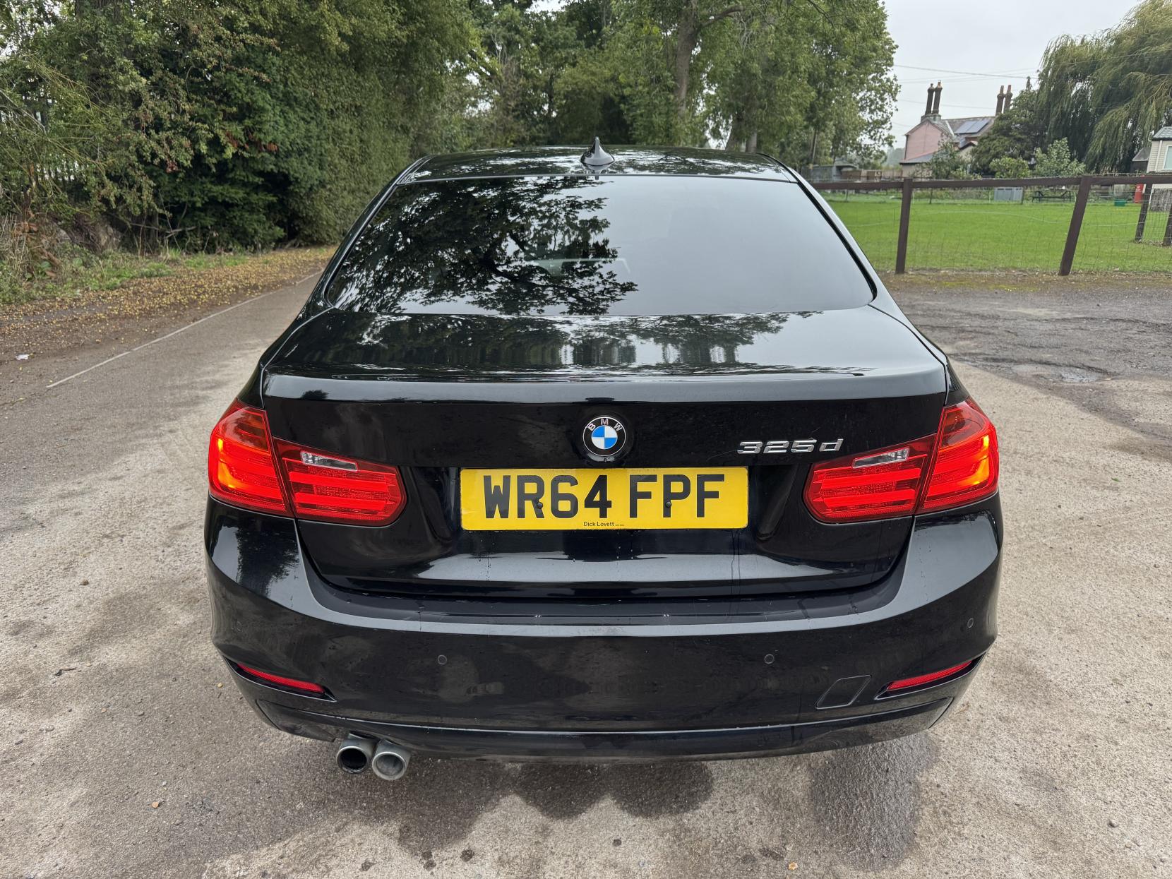 BMW 3 Series 2.0 325d BluePerformance SE Saloon 4dr Diesel Manual Euro 6 (s/s) (218 ps)