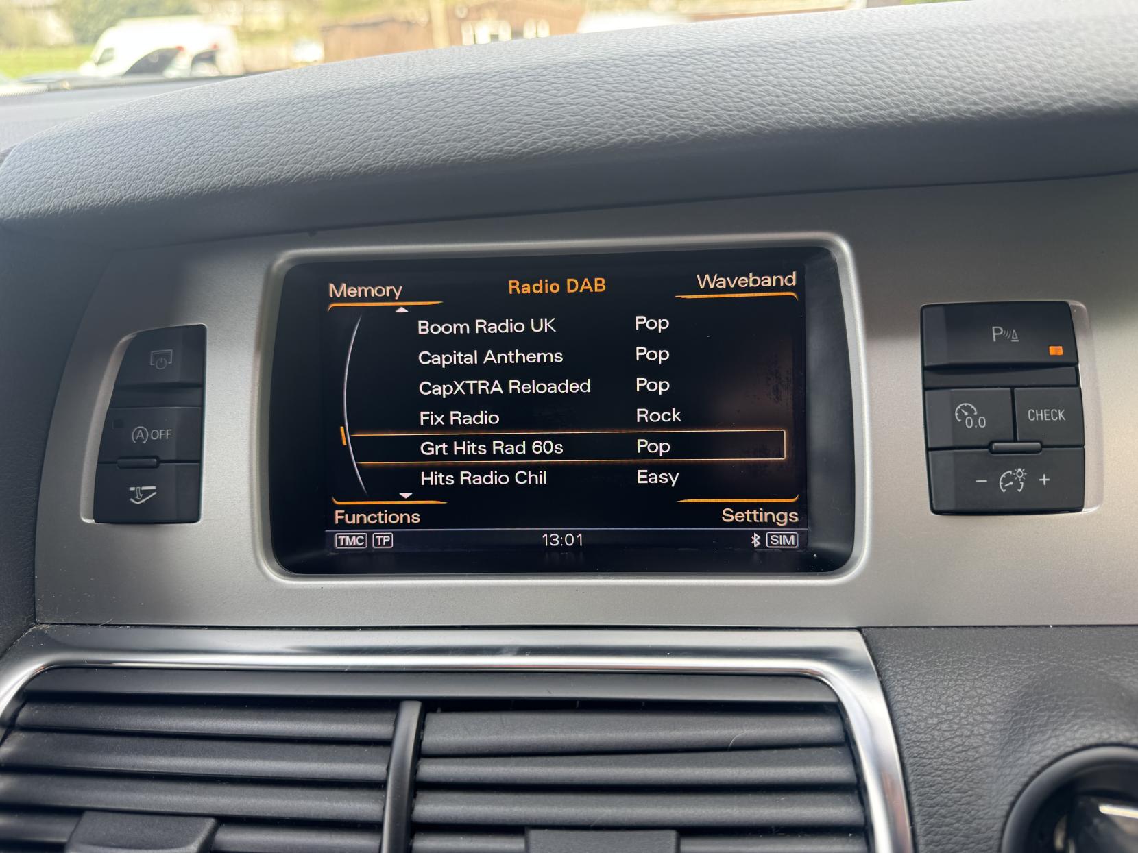 Audi Q7 3.0 TDI V6 S line Plus SUV 5dr Diesel Tiptronic quattro Euro 5 (s/s) (245 ps)