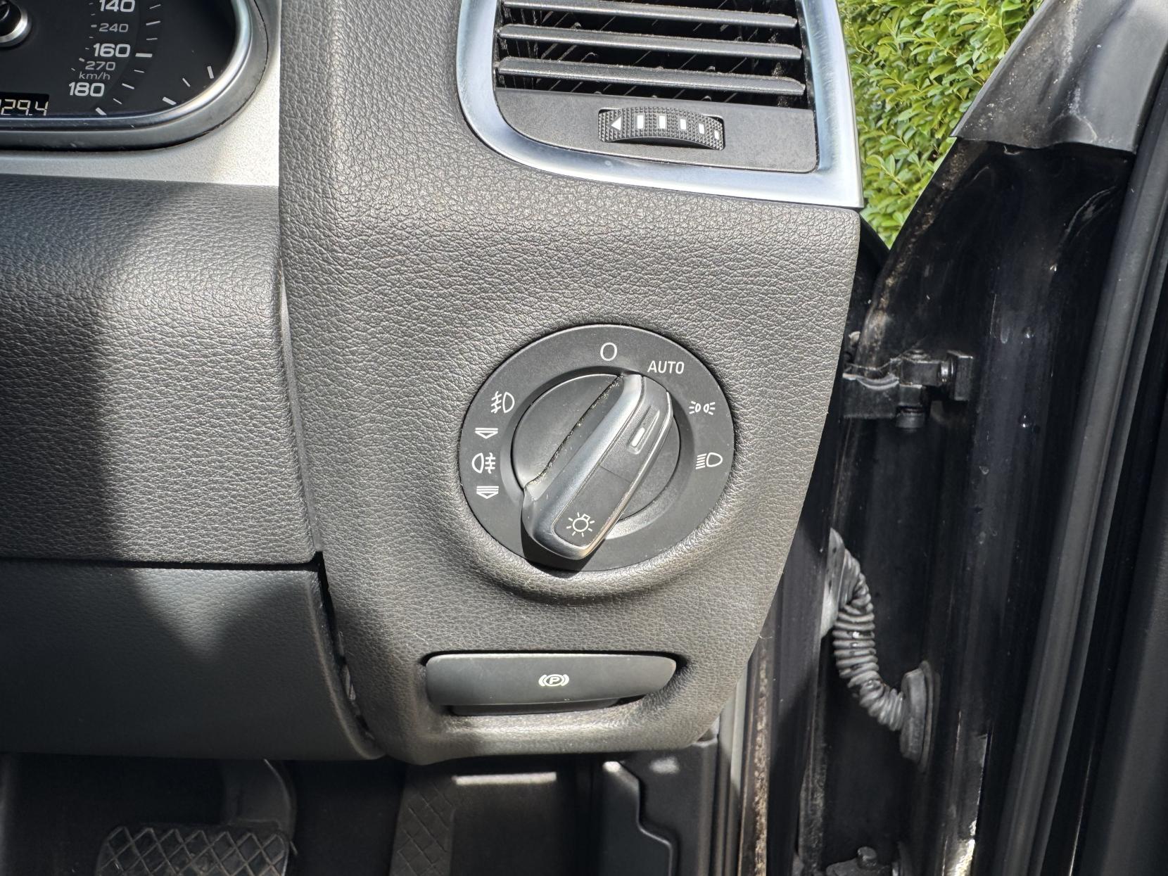 Audi Q7 3.0 TDI V6 S line Plus SUV 5dr Diesel Tiptronic quattro Euro 5 (s/s) (245 ps)