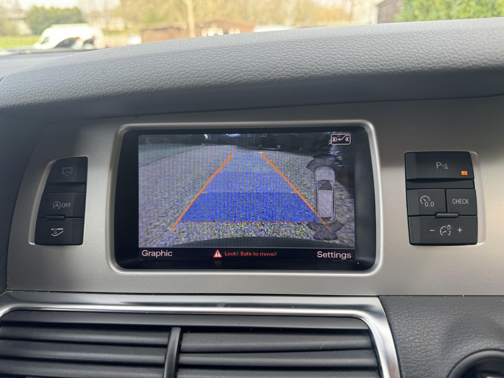 Audi Q7 3.0 TDI V6 S line Plus SUV 5dr Diesel Tiptronic quattro Euro 5 (s/s) (245 ps)