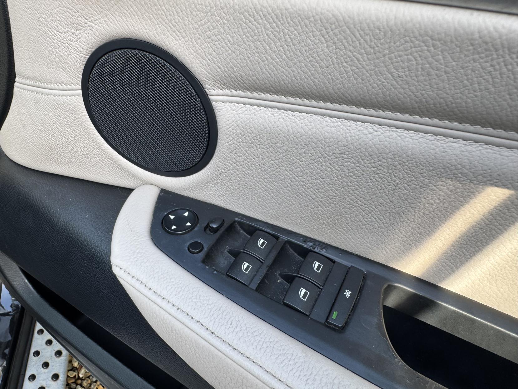 BMW X6 3.0 30d SUV 5dr Diesel Steptronic xDrive Euro 4 (235 ps)