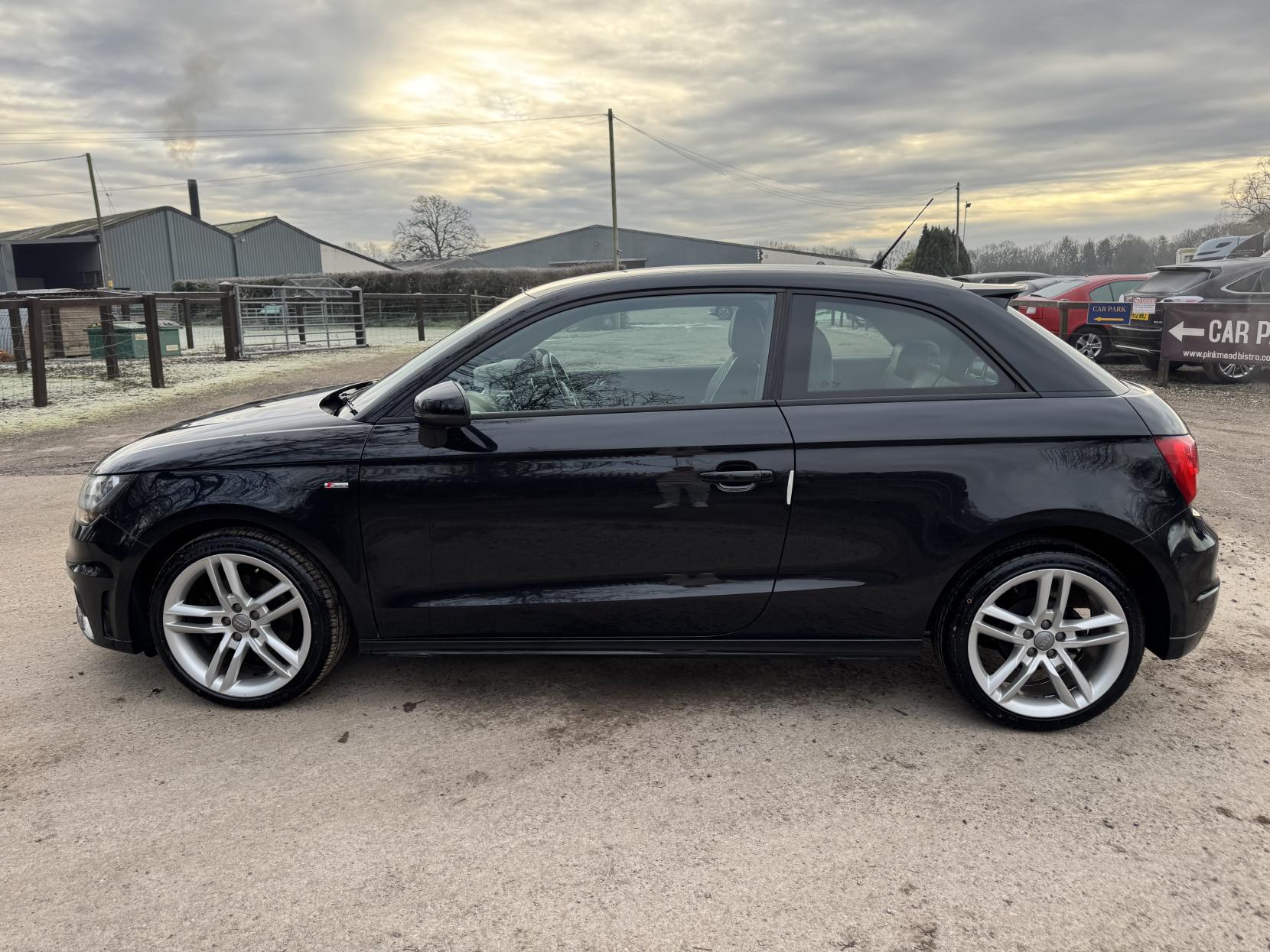 Audi A1 1.6 TDI S line Hatchback 3dr Diesel Manual Euro 5 (s/s) (105 ps)