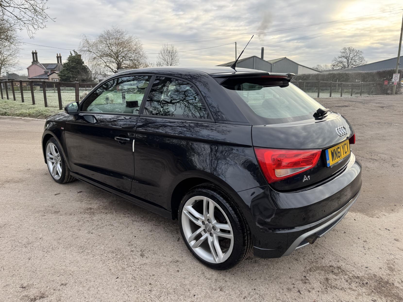 Audi A1 1.6 TDI S line Hatchback 3dr Diesel Manual Euro 5 (s/s) (105 ps)