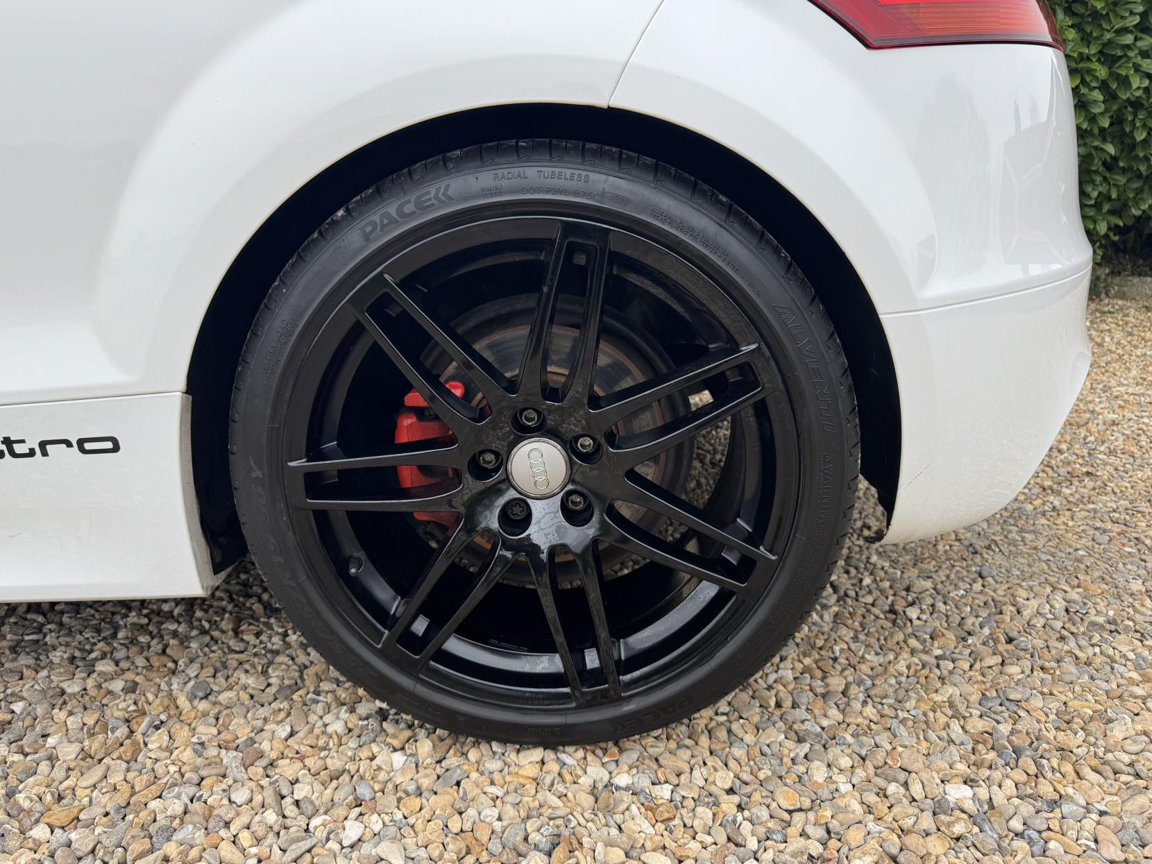 Audi TT 2.0 TFSI Black Edition Coupe 3dr Petrol S Tronic quattro Euro 5 (s/s) (211 ps)