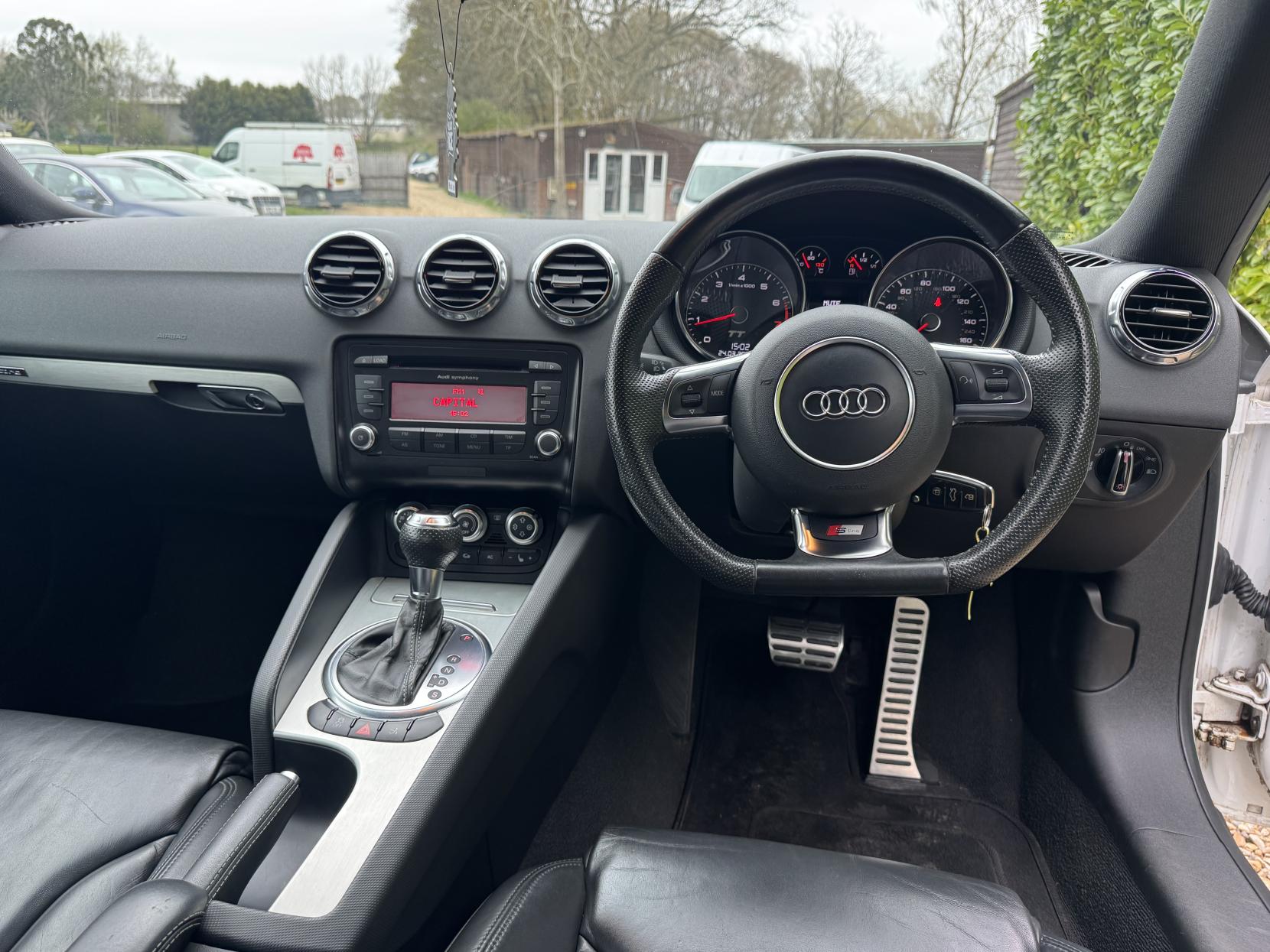 Audi TT 2.0 TFSI Black Edition Coupe 3dr Petrol S Tronic quattro Euro 5 (s/s) (211 ps)