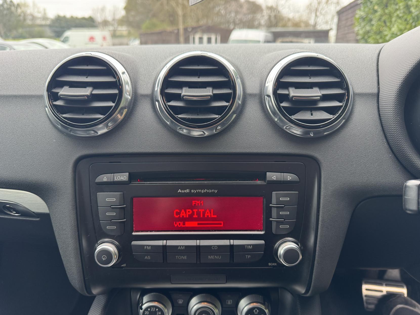 Audi TT 2.0 TFSI Black Edition Coupe 3dr Petrol S Tronic quattro Euro 5 (s/s) (211 ps)