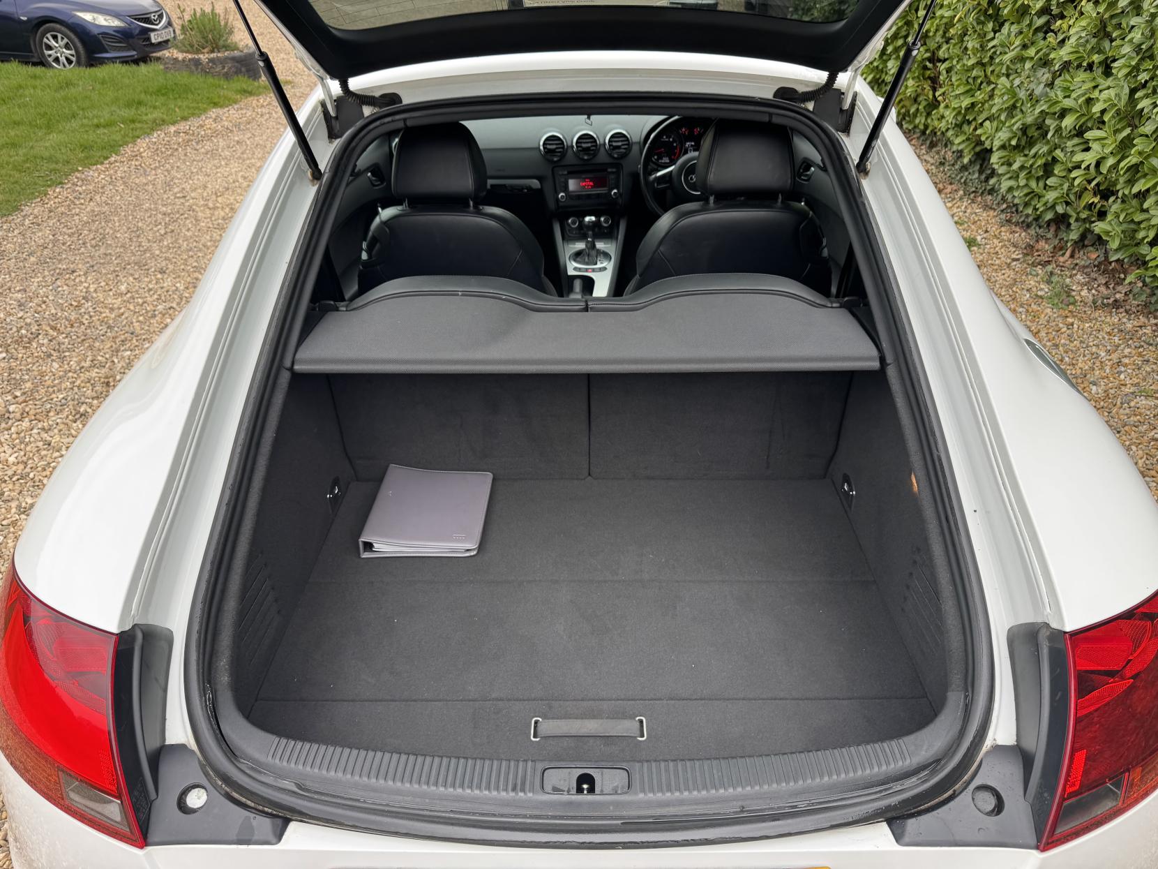 Audi TT 2.0 TFSI Black Edition Coupe 3dr Petrol S Tronic quattro Euro 5 (s/s) (211 ps)