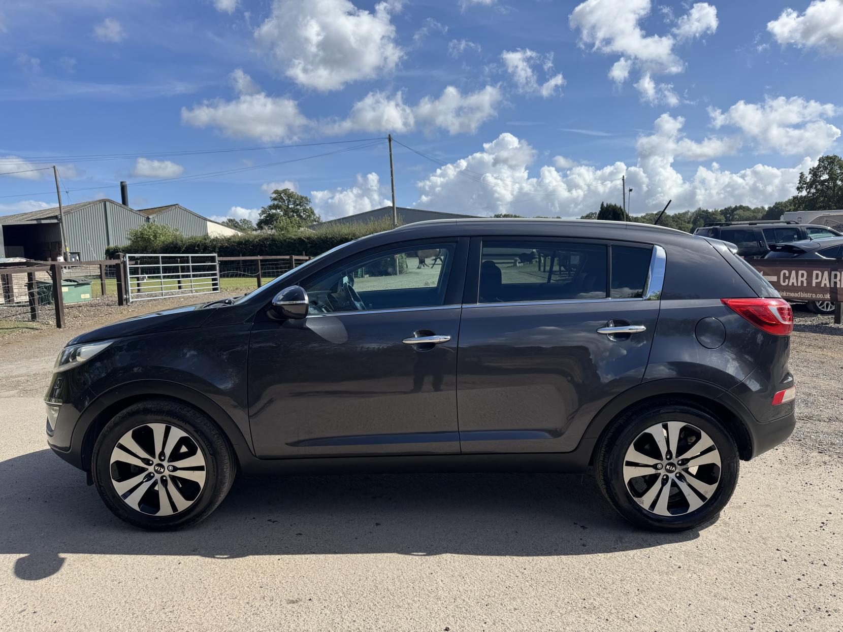 Kia Sportage 1.7 CRDi EcoDynamics 3 SUV 5dr Diesel Manual 2WD Euro 5 (s/s) (114 bhp)