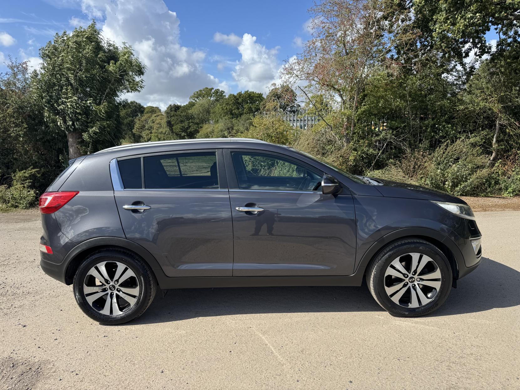 Kia Sportage 1.7 CRDi EcoDynamics 3 SUV 5dr Diesel Manual 2WD Euro 5 (s/s) (114 bhp)