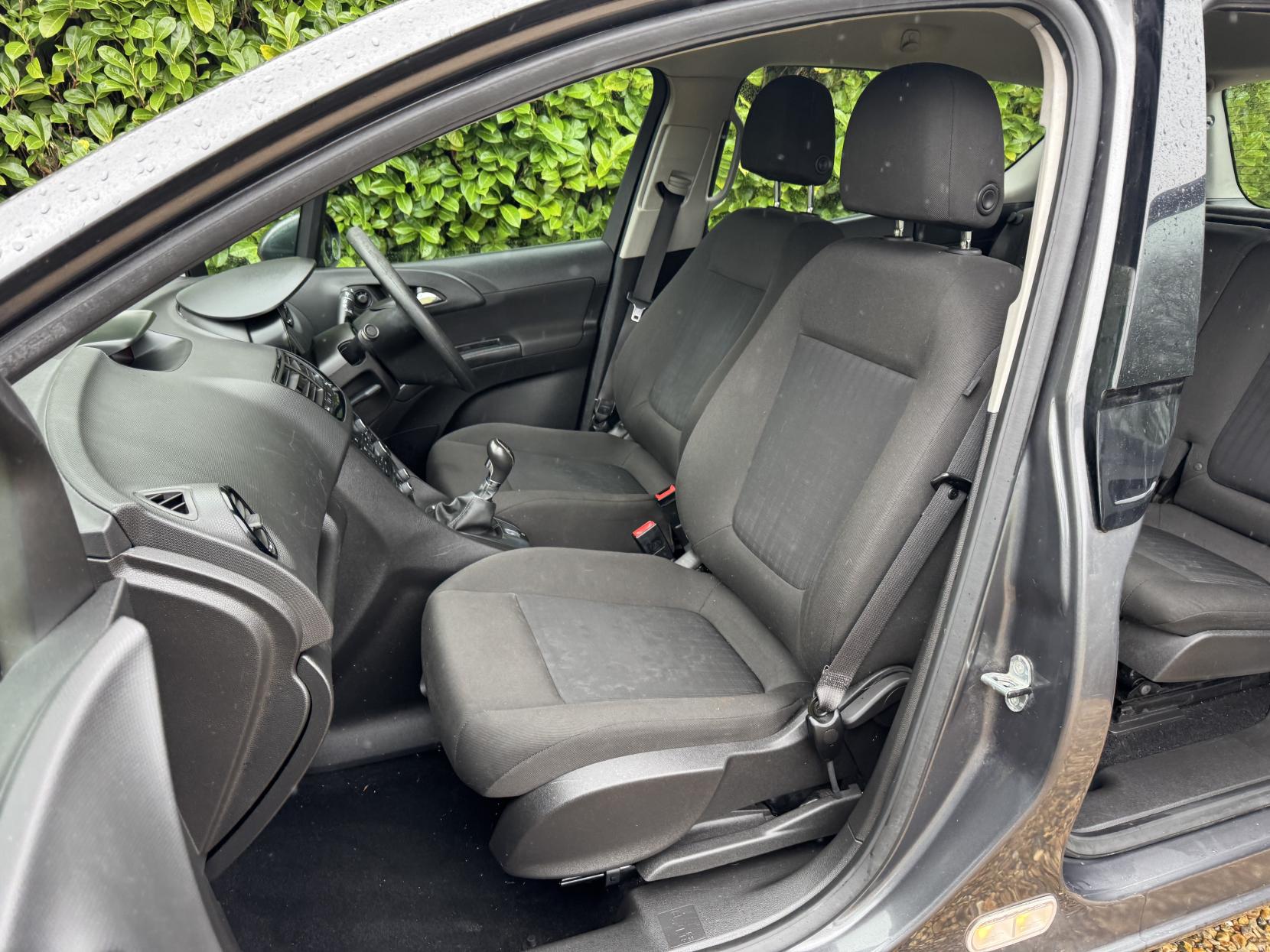 Vauxhall Meriva 1.3 CDTi 16V S MPV 5dr Diesel Manual Euro 5 (75 ps)