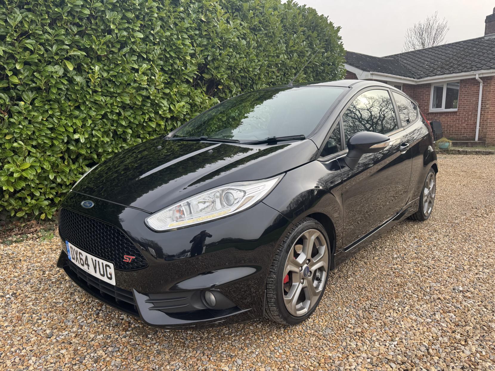 Ford Fiesta 1.6T EcoBoost ST-3 Hatchback 3dr Petrol Manual Euro 5 (s/s) (182 ps)
