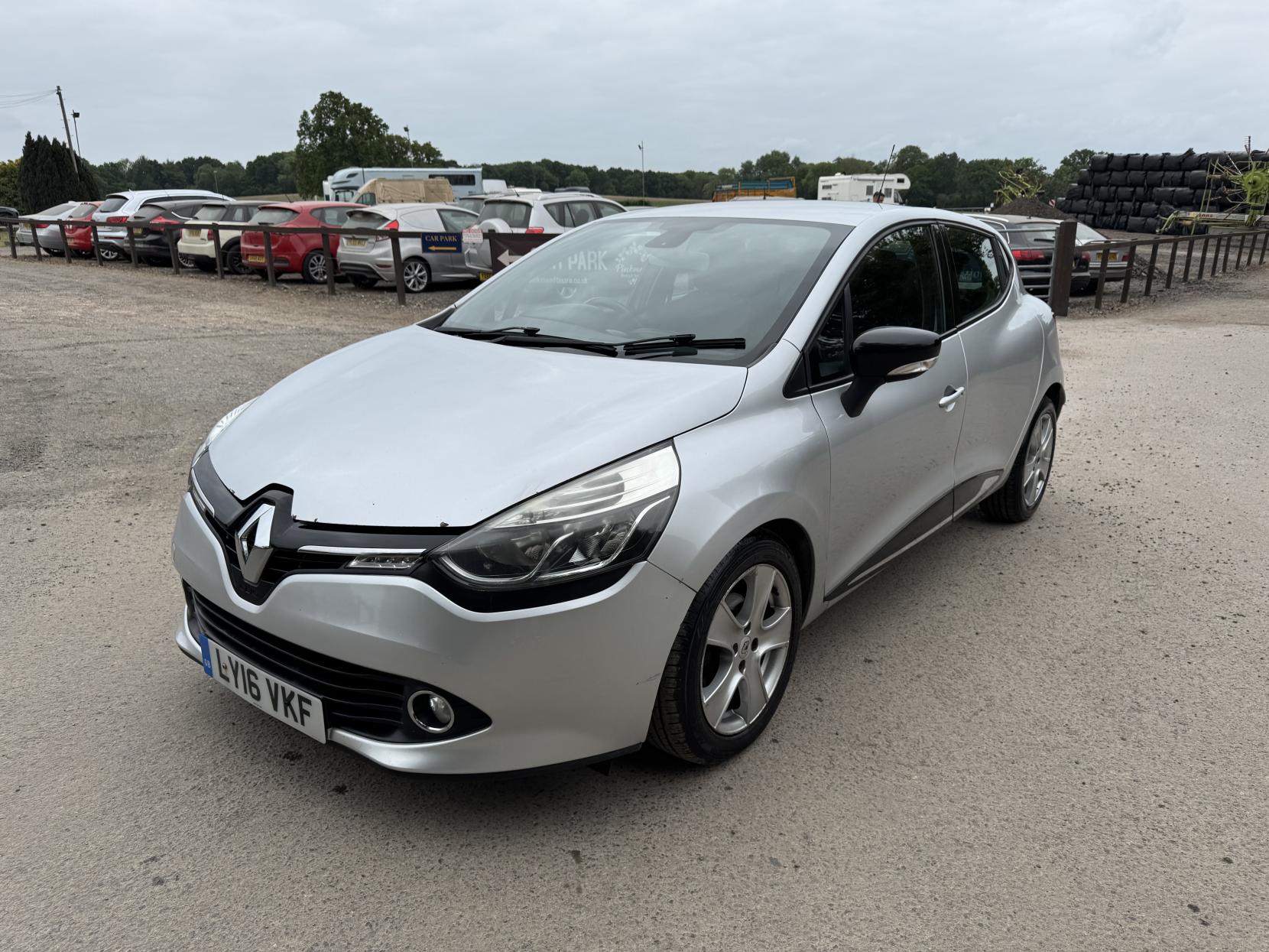 Renault Clio 1.5 dCi Dynamique Nav Hatchback 5dr Diesel Manual Euro 6 (s/s) (90 ps)