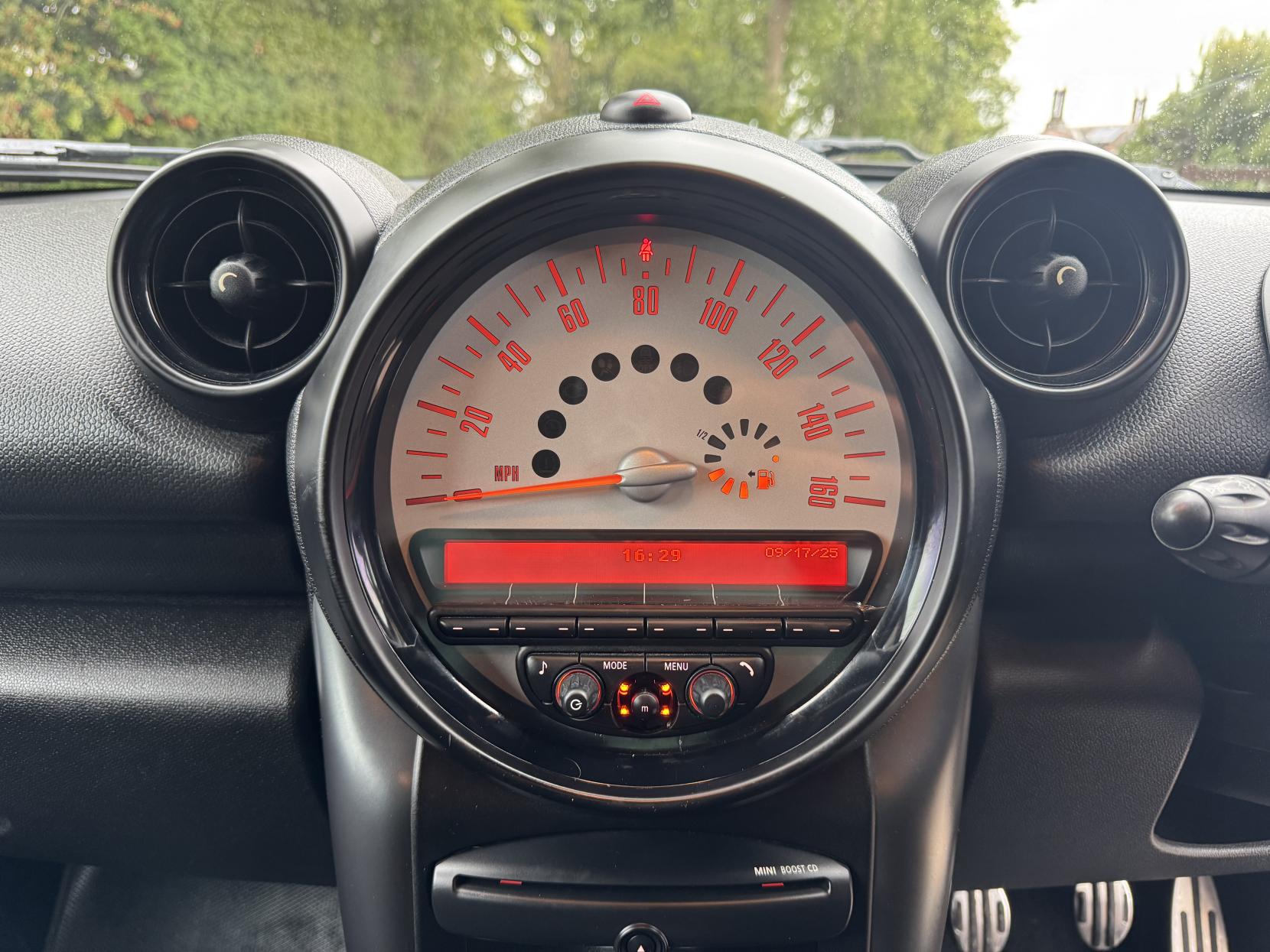 MINI Countryman 2.0 Cooper SD SUV 5dr Diesel Manual Euro 5 (s/s) (143 ps)