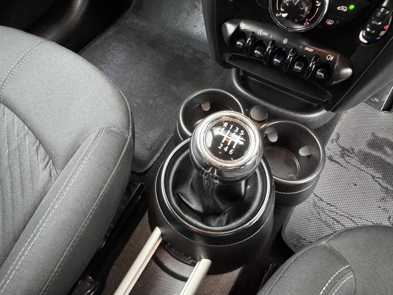MINI Countryman 2.0 Cooper SD SUV 5dr Diesel Manual Euro 5 (s/s) (143 ps)