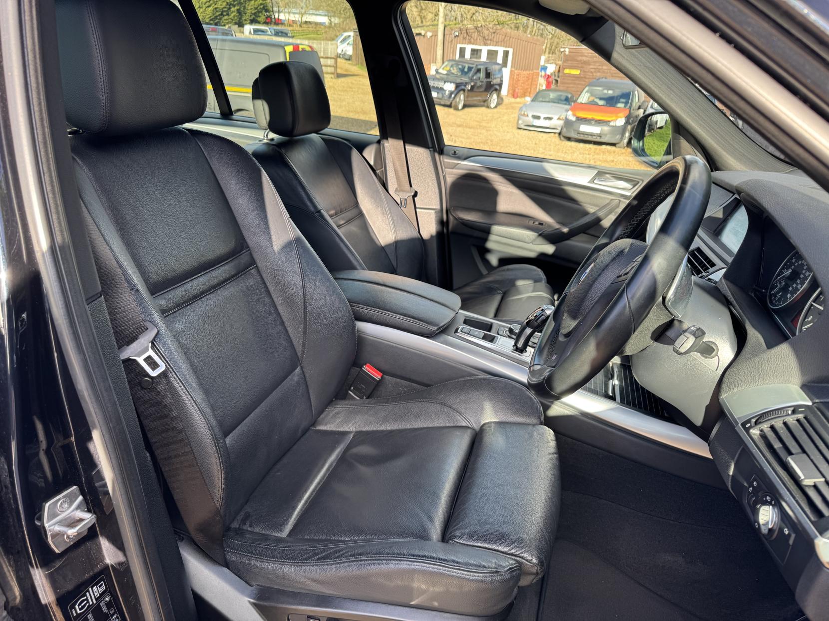 BMW X5 3.0 30d M Sport SUV 5dr Diesel Auto xDrive Euro 5 (245 ps)