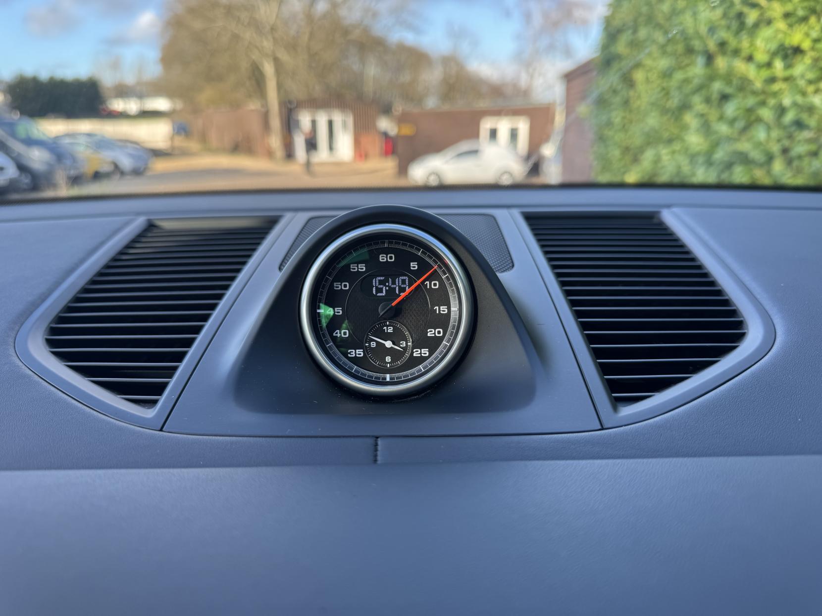 Porsche Macan 3.0 TD V6 S SUV 5dr Diesel PDK 4WD Euro 6 (s/s) (258 ps)