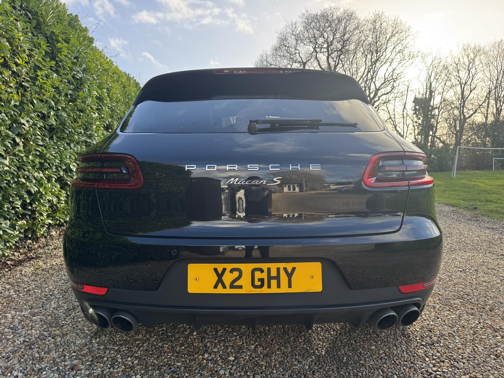 Porsche Macan 3.0 TD V6 S SUV 5dr Diesel PDK 4WD Euro 6 (s/s) (258 ps)