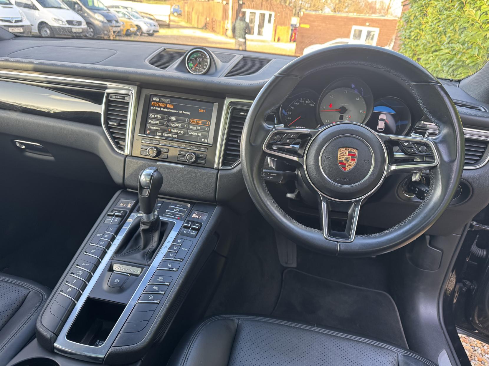 Porsche Macan 3.0 TD V6 S SUV 5dr Diesel PDK 4WD Euro 6 (s/s) (258 ps)