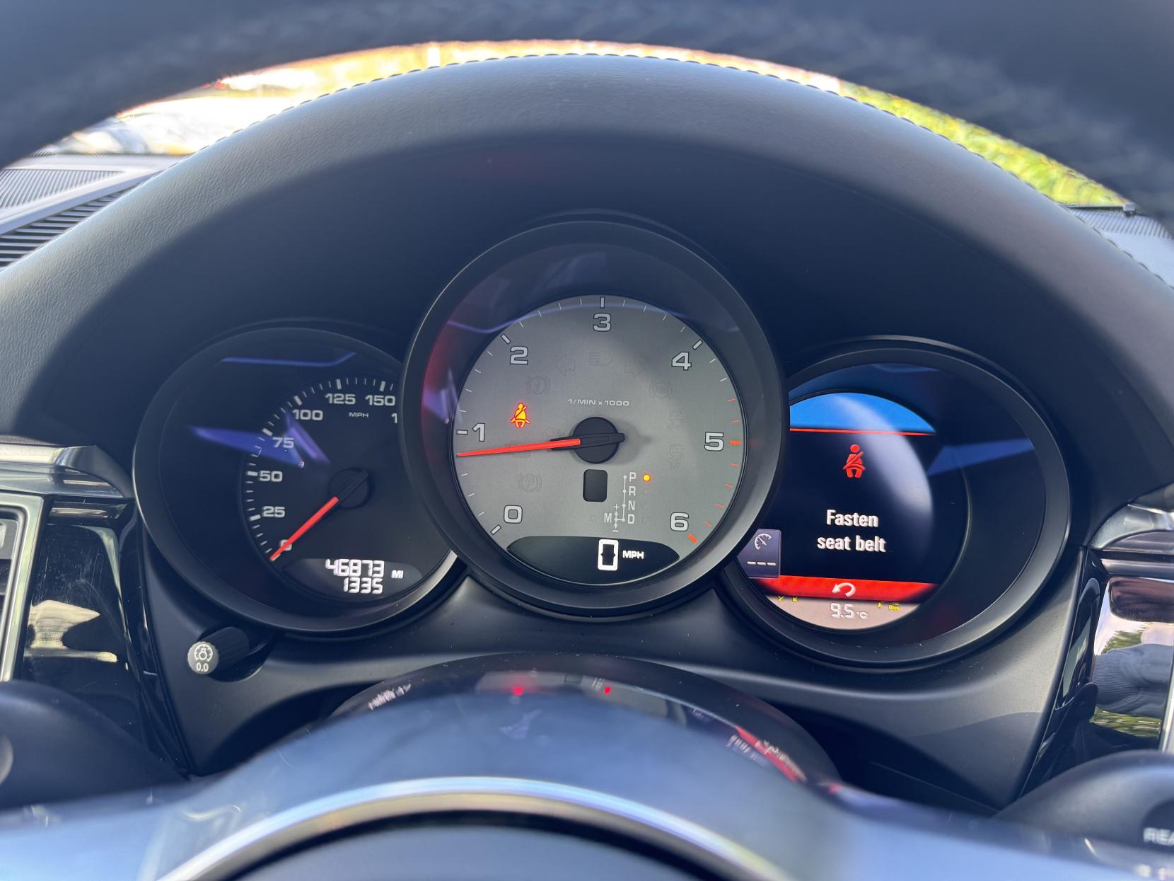 Porsche Macan 3.0 TD V6 S SUV 5dr Diesel PDK 4WD Euro 6 (s/s) (258 ps)