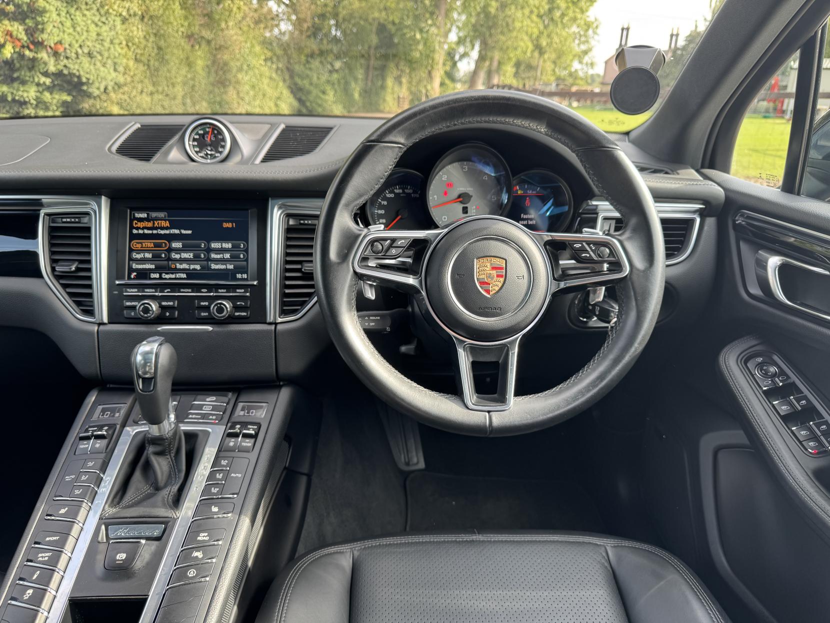 Porsche Macan 3.0 TD V6 S SUV 5dr Diesel PDK 4WD Euro 6 (s/s) (258 ps)