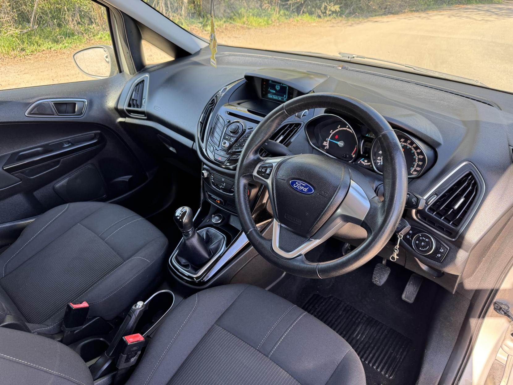 Ford B-Max 1.0T EcoBoost Zetec MPV 5dr Petrol Manual Euro 5 (100 ps)