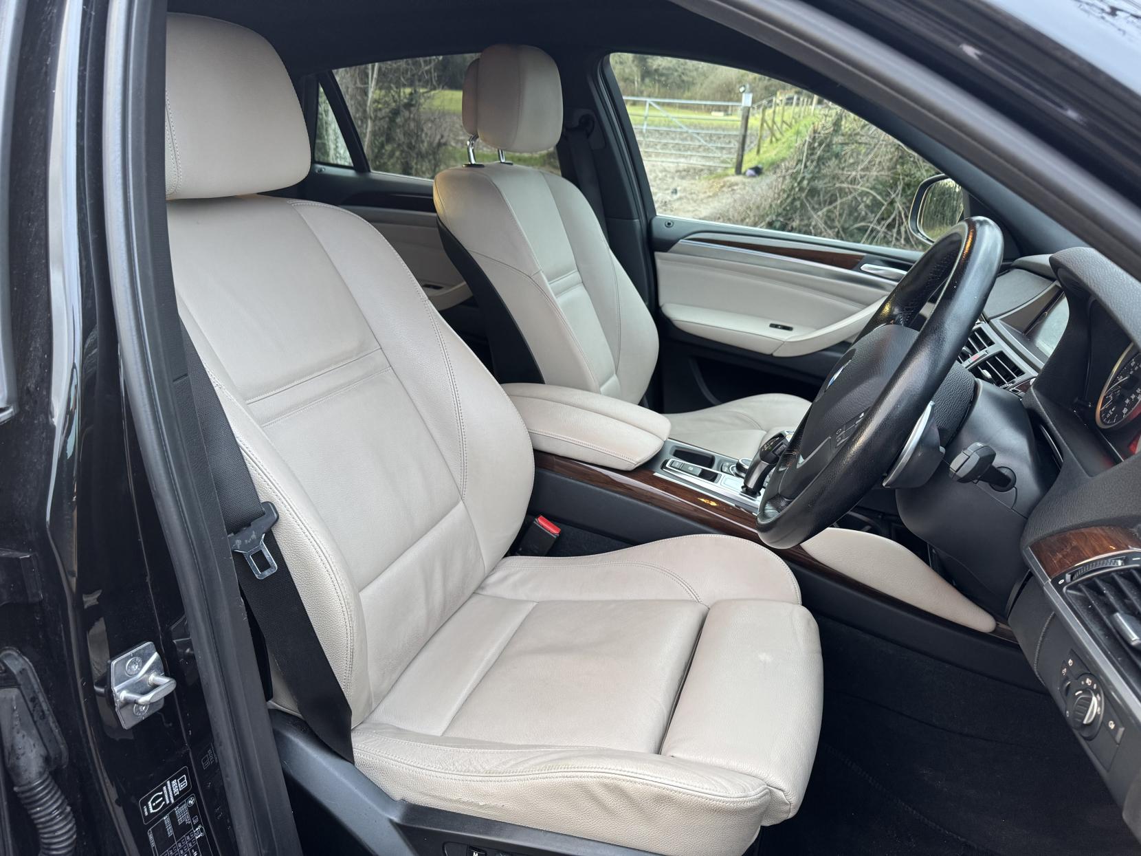 BMW X6 3.0 30d SUV 5dr Diesel Steptronic xDrive Euro 5 (245 ps)