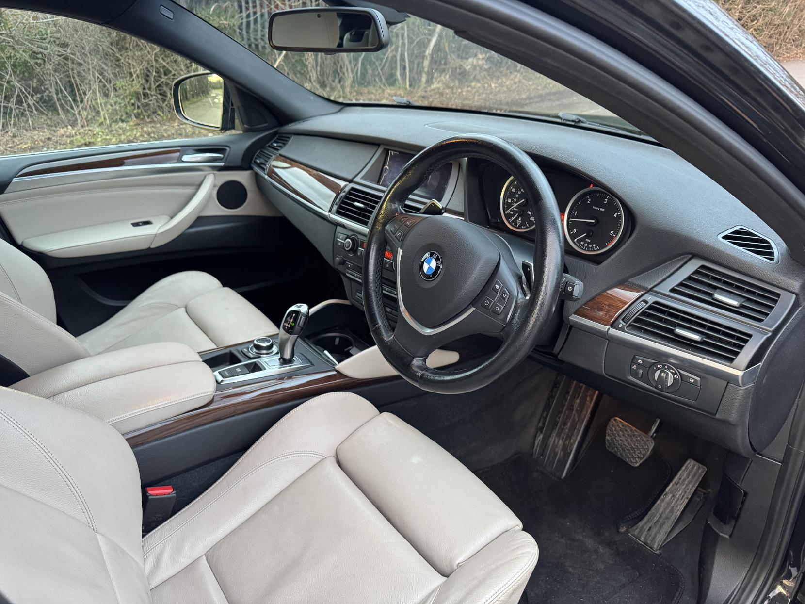 BMW X6 3.0 30d SUV 5dr Diesel Steptronic xDrive Euro 5 (245 ps)