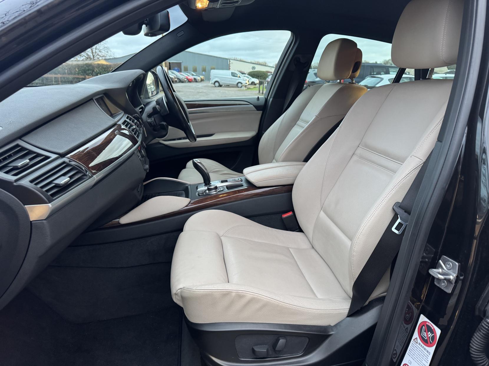 BMW X6 3.0 30d SUV 5dr Diesel Steptronic xDrive Euro 5 (245 ps)