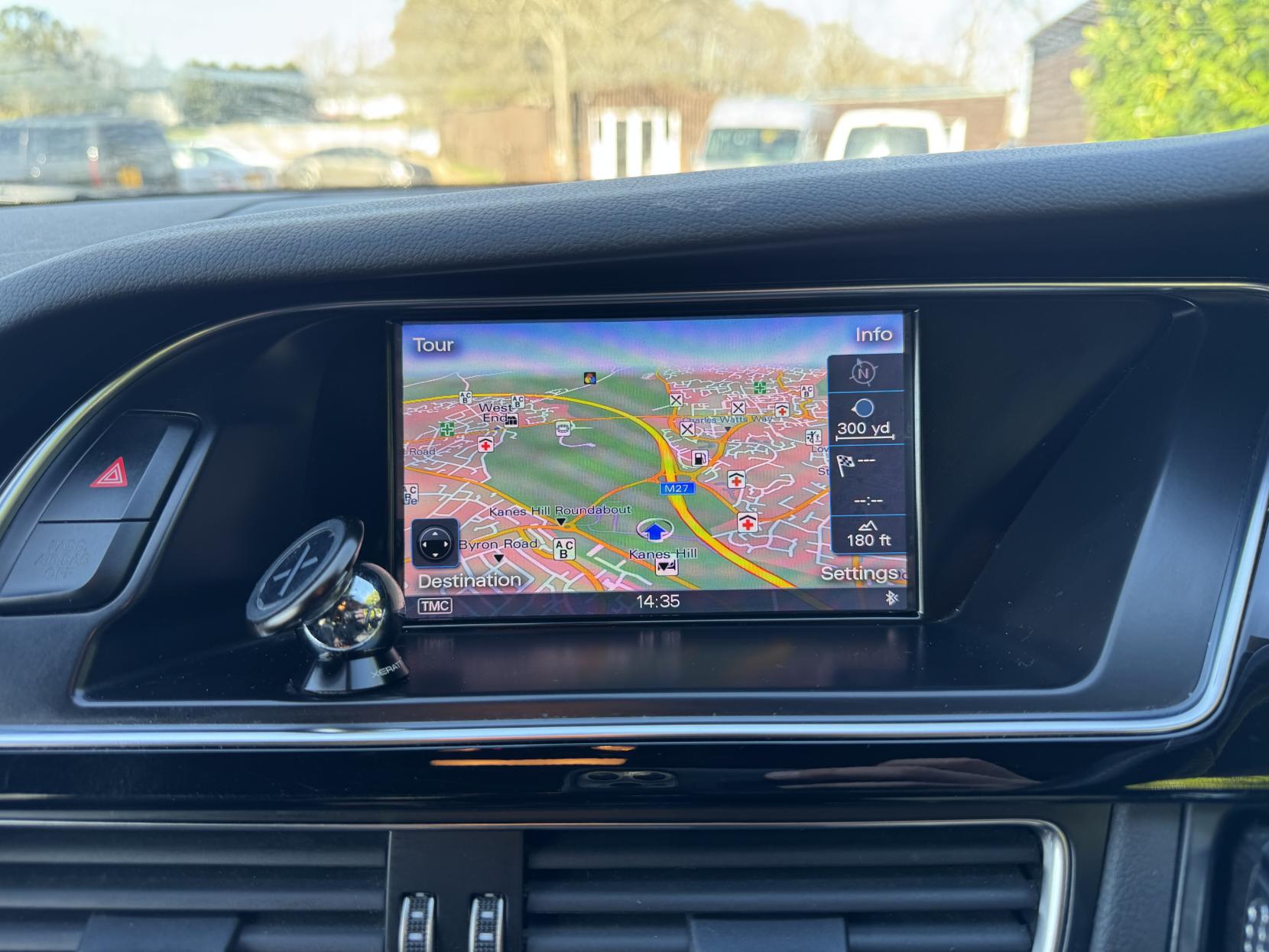 Audi A4 Avant 2.0 TDI Black Edition Estate 5dr Diesel S Tronic quattro Euro 5 (s/s) (177 ps)