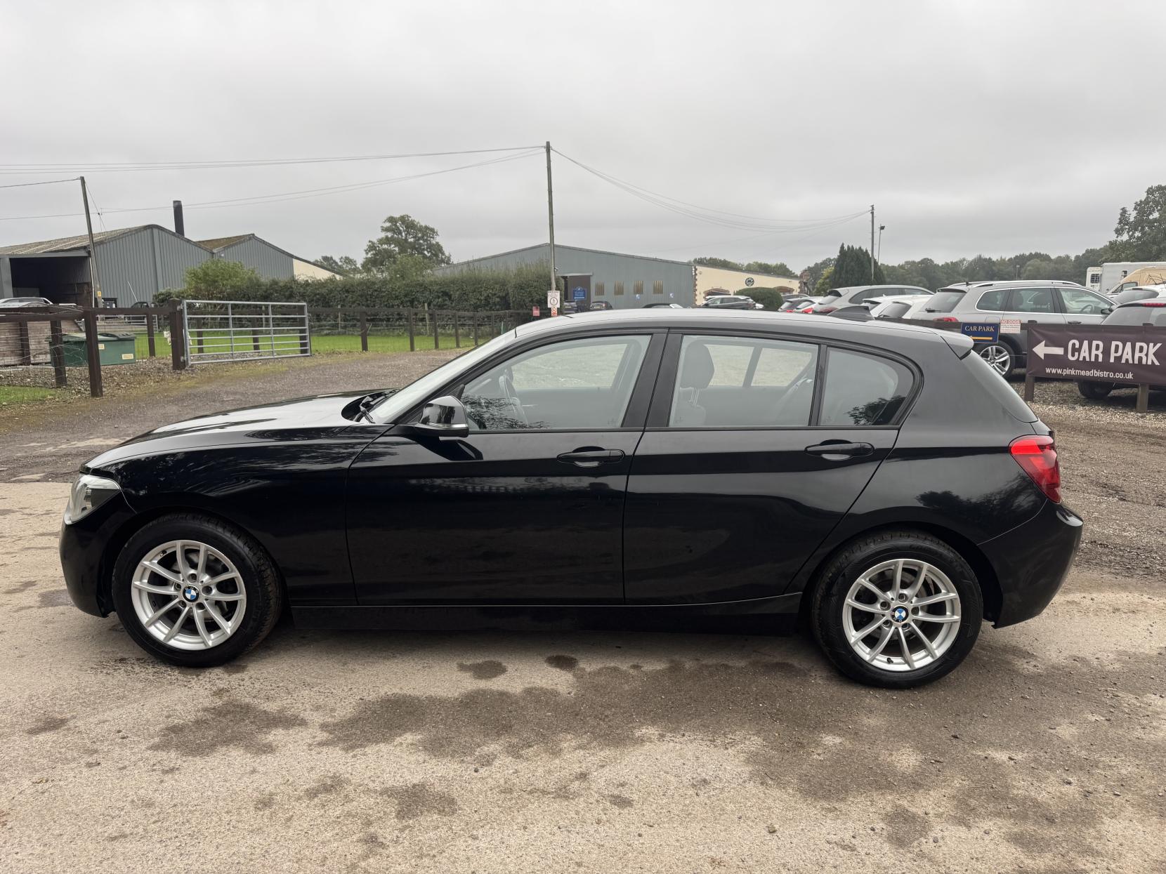 BMW 1 Series 1.6 116d ED EfficientDynamics Hatchback 5dr Diesel Manual Euro 5 (s/s) (116 ps)